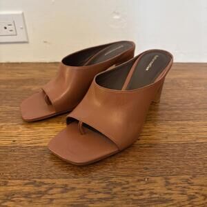 REFORMATION Lou Lou Block Heel Mule In Brown Size 7 NWOB